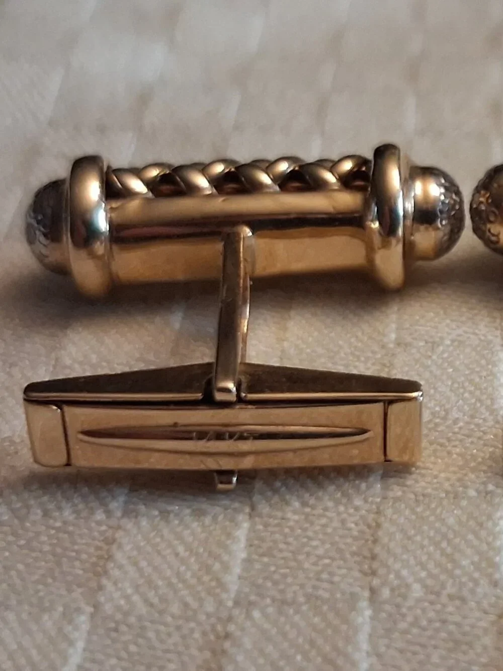 Vintage 14k Yellow and White Gold Cufflinks with Spiral Pattern